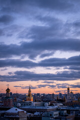 Obraz premium sunset over the city