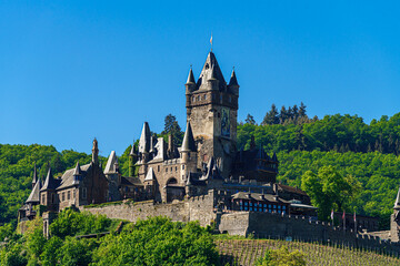Fototapeta na wymiar Town of Cochem with the imperial Castle. Historic european castle
