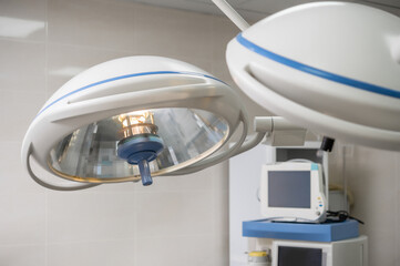 Shadowless lamp in the operating room