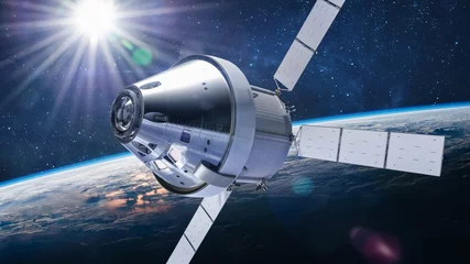Poster Orion-Raumschiffflug im Weltraum auf der Umlaufbahn der Erde. Sci-Fi-Tapete. Weltraumprogramm Artemis. Expedition zum Mond. Raumschiff mit Astronauten. Elemente dieses Bildes, bereitgestellt von der NASA © dimazel