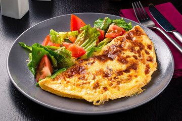 healthy breakfast omelet with fresh vegetables