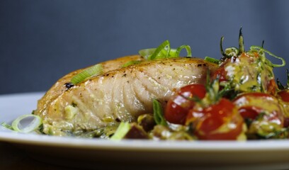grilled salmon with vegetables