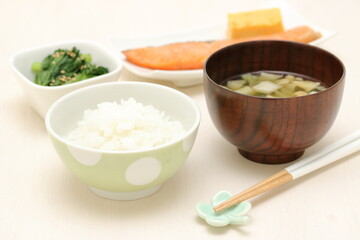 和定食　ご飯少なめ