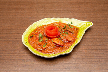 Jalfrezi is a typical Indian curry made from minced meat and vegetables, usually peppers, onions...