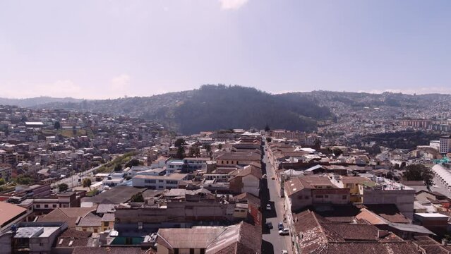 Sobrevuelo por la calle rocafuerte en el Centro Historico de Quito.