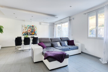 maison int&eacute;rieur moderne