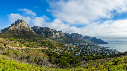 Fototapeta na wymiar Table Mountain and the 12 Apostles overlooking Camps Bay