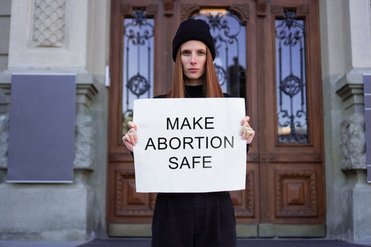 Pro-choice supporters protested in front of the courthouse against anti-abortion law.