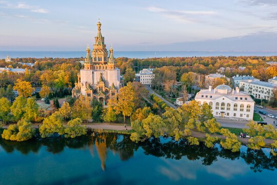 Panoramic aerial view of the Peter and Paul Cathedral in Peterhof, the wedding palace and the registry office, reflection in the water, photo for a postcard