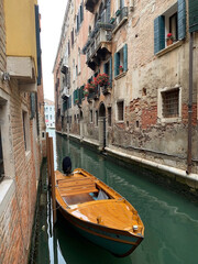 Fototapeta na wymiar Old buildings in Venice, Italy