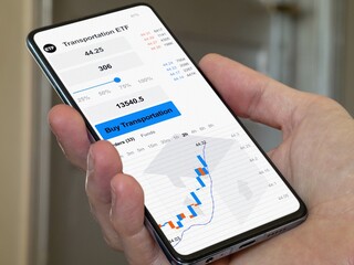 World Exchange traded found chart, Stock ressources market data. Business analysis of a ressources trend. Invest in international blue chips traded fund. Buying strategic transportation ETF