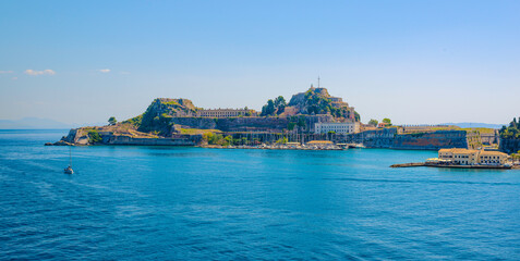 Fototapeta premium Corfu town in panoramic view from the water in Greece