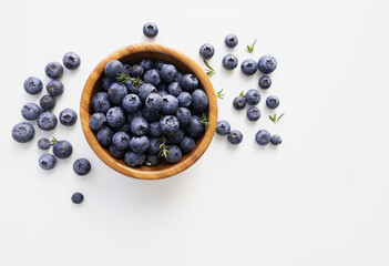 Fresh blueberries in a bowl ready to eat