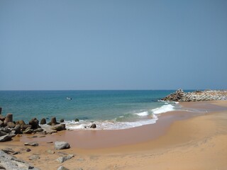 Fototapeta na wymiar Marthandanthurai beach, Kanyakumari district, Tamilnadu, seascape view