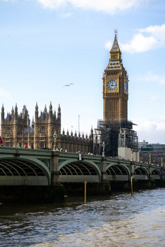 Westminster Bridge and Palace, view towards Parlament, Elizabeth Tower and Big Ben, London UK February 11 2022