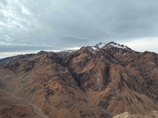 Clouds over the mountain
