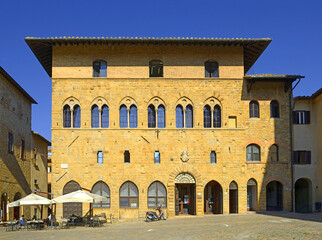 Volterra town central square, medieval palace, Pisa state, Tuscany, Italy, Europe