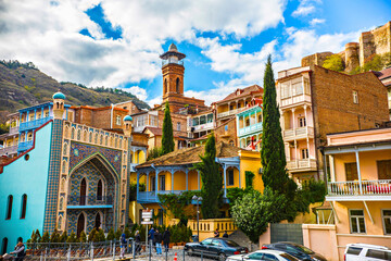 View of Juma Mosque and arabic style building in Old Tbilisi, Georgia - obrazy, fototapety, plakaty