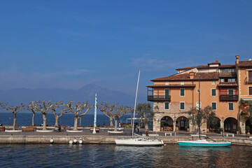 TORRI DEL BENACO SUL LAGO DI GARDA IN VENETO 