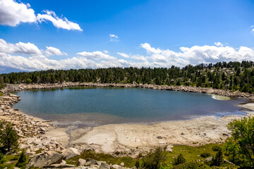 Fototapeta na wymiar Summer landscape in La Cerdanya, Pyrenees mountain lake, Catalonia, Spain.
