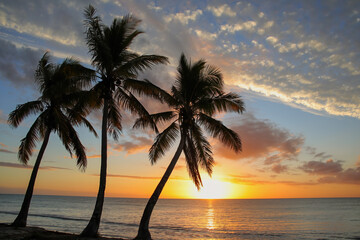 Fototapeta na wymiar Sunset over Ouvea lagoon on Ouvea Island, Loyalty Islands, New Caledonia