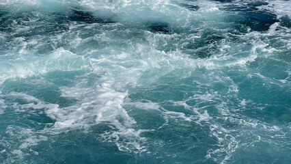 Obraz na płótnie Canvas wave of water