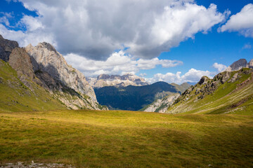 Fototapeta na wymiar September in the Dolomites. View from the Lino Pederiva trail.