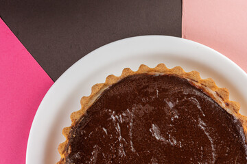 Alpino chocolate pie with dough