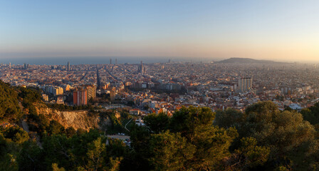 Obraz premium Barcelona city panorama during sunset