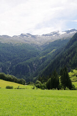 Fototapeta na wymiar Zitterauer Tisch mountain, Bad Gastein, Austria 