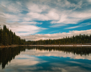 Fototapeta premium Oregon Lake - Umpqua Forests 
