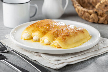 Traditional dessert in northeastern Brazil, known as Cartola or top hat dessert.
