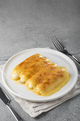 Traditional dessert in northeastern Brazil, known as Cartola or top hat dessert.