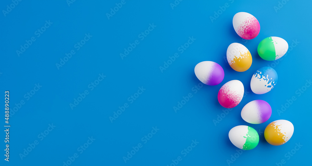 Poster bunch of colorful eggs on a blue easter background 3d rendering. pile of birght and colorful easter 