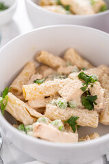 Chicken alfredo pasta