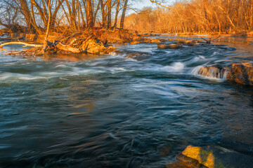 Obraz na płótnie Canvas Rapids on the Potomac river at dawn.Maryland.USA