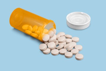 Set of oral antiviral pills against Covid-19, drug container