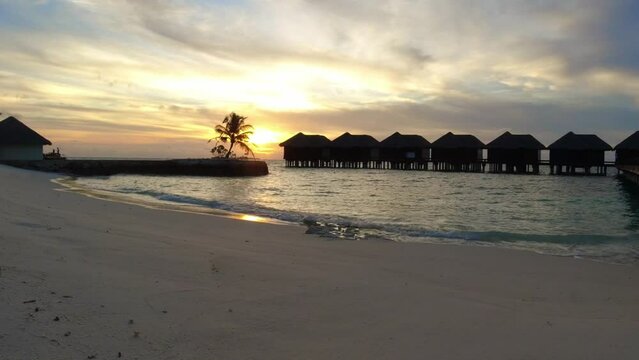 Sunset Time-Lapse Shooting at the Maldives Island. Overwater bunglow. Fast Time.