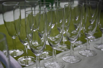 glasses of champagne
