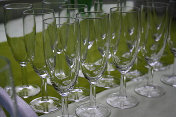 glasses of champagne