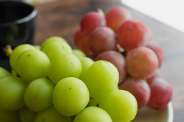 シャインマスカットと安芸クイーン