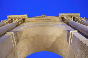 Lecce: Porta Napoli, ancient arch
