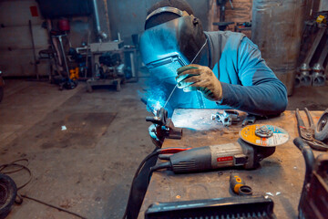 TIG welding of aluminum part for a passenger car