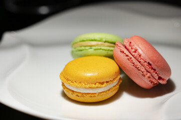 	三種類のマカロン