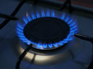 Natural gas burns in the kitchen
