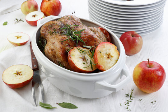 Roasted duck with apples