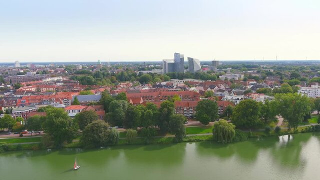 Munster: Aerial view of city in Germany, Recreational lake M&uuml;nstersche Aa (Aasee) - landscape panorama of Europe from above