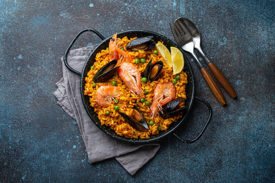 Spanish seafood paella