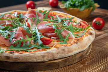 pizza prosciutto e rucola