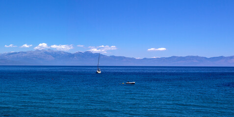 Fototapeta na wymiar boat on the sea. panoramic view